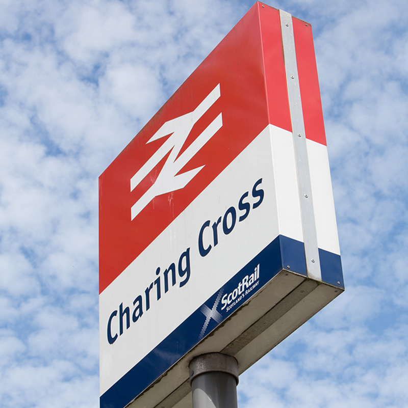 Charing Cross <br>2 mins’ walk” aria-hidden=”true”>
                        <figcaption class=